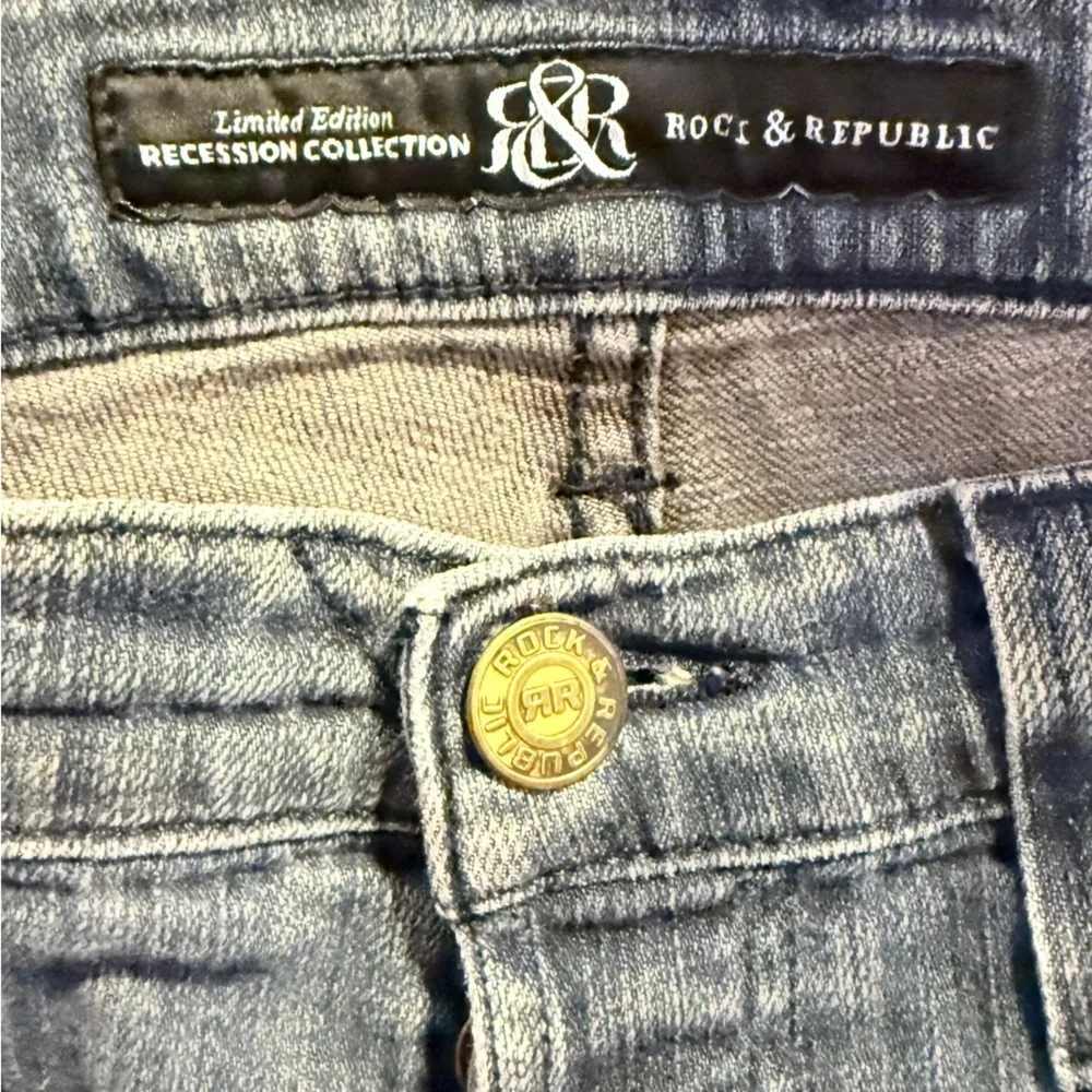 Rock & Republic Blue Straight Leg Jeans